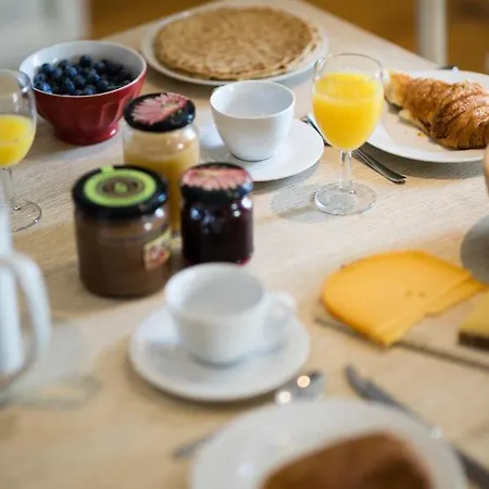 Couette-café La Ferme De L'airbois