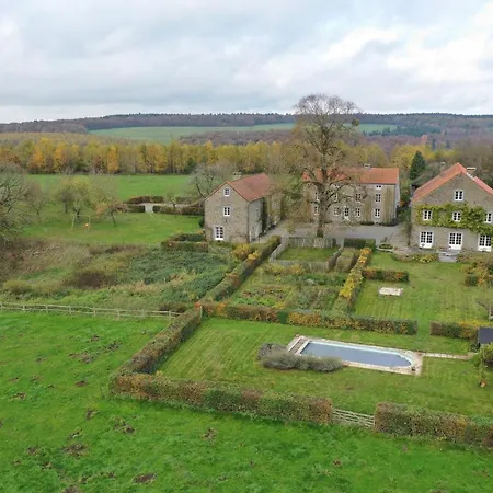 Bed & Breakfast La Ferme De L'airbois 4*
